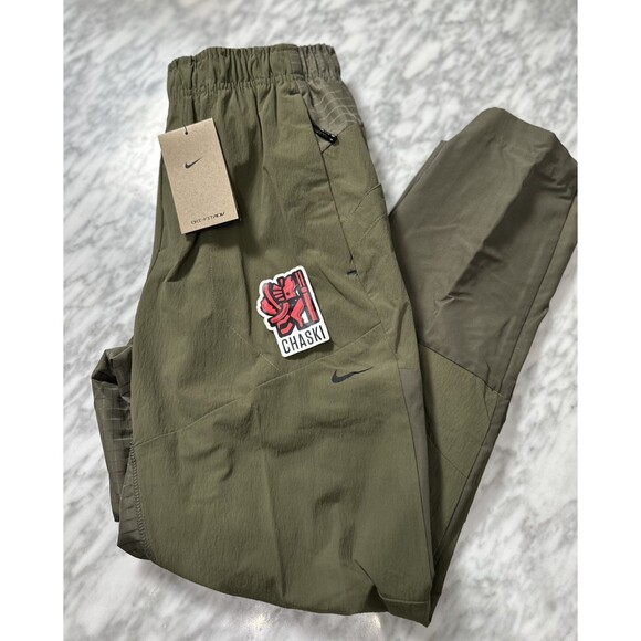 Nike Dri-FIT Pants Mens Small APS ADV Woven Versatile Trousers Standard Active - Picture 2 of 9